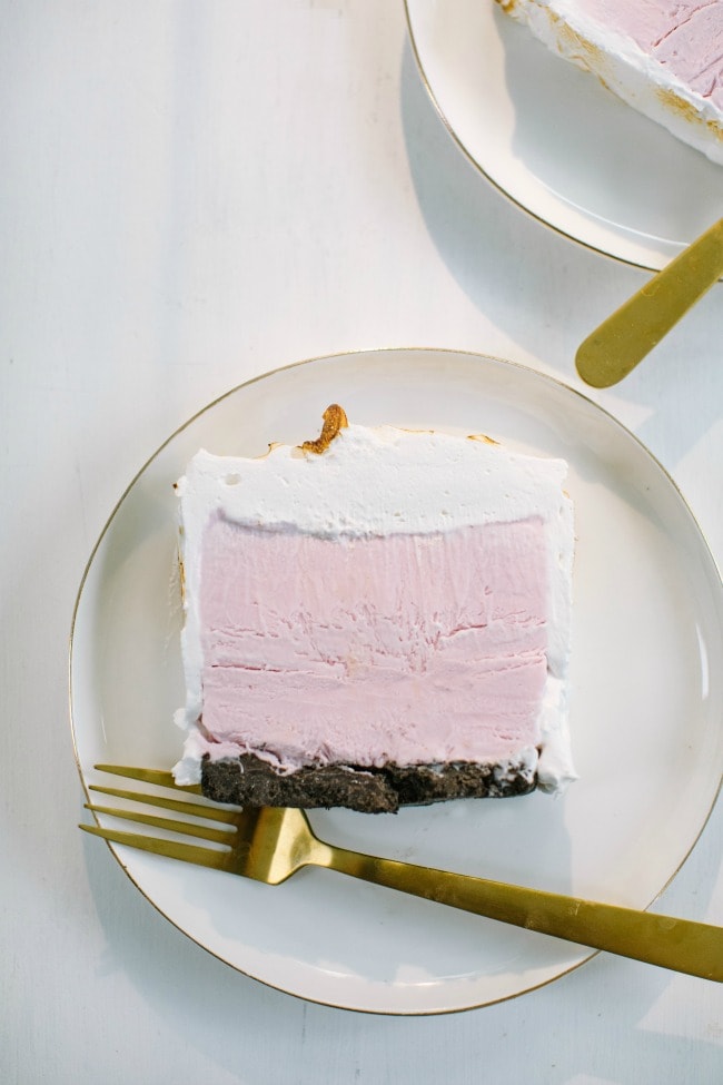raspberry crème fraîche ice cream cake