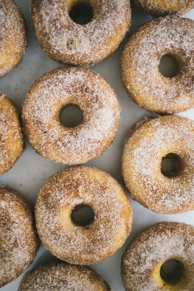 baked pumpkin donuts