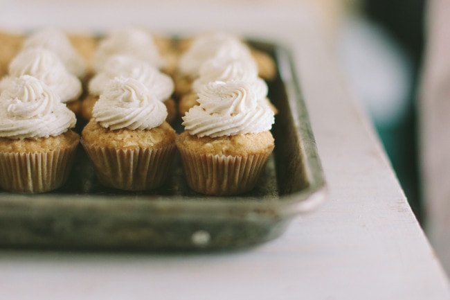 coconut cupcakes | the vanilla bean blog