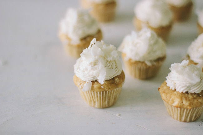 coconut cupcakes | the vanilla bean blog