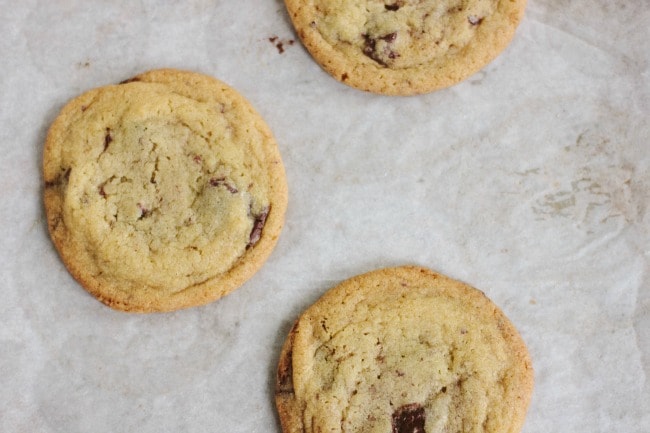 chocolate chip cookies | the vanilla bean blog