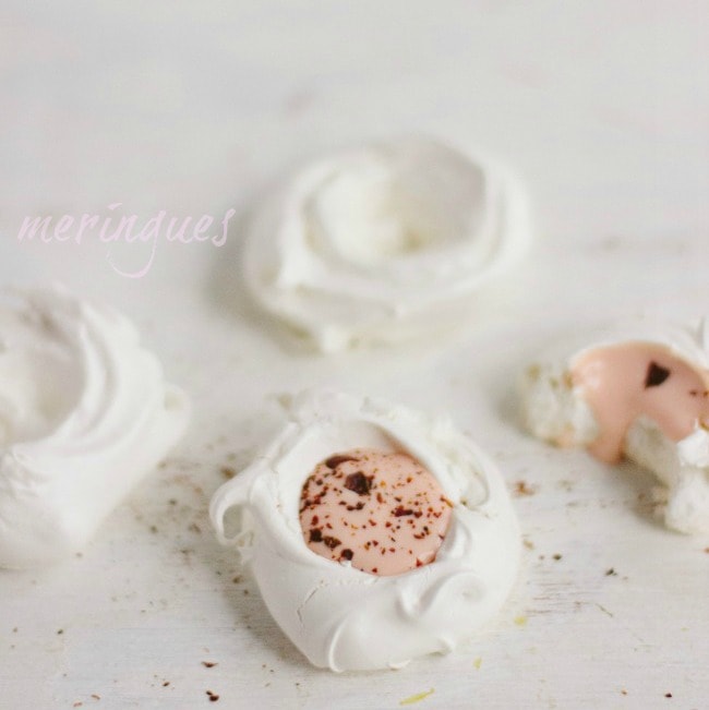 meringues with rhubarb curd | the vanilla bean blog