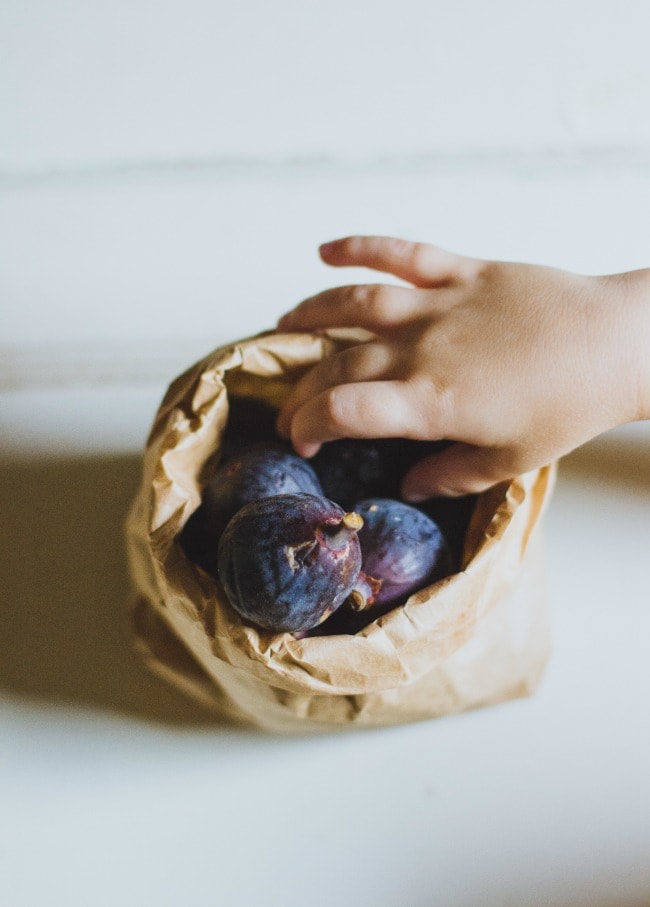 no-churn fig + coffee ice cream | the vanilla bean blog