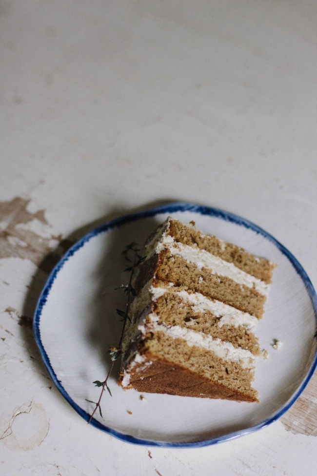 spice cake with cardamom-coffee icing | the vanilla bean blog