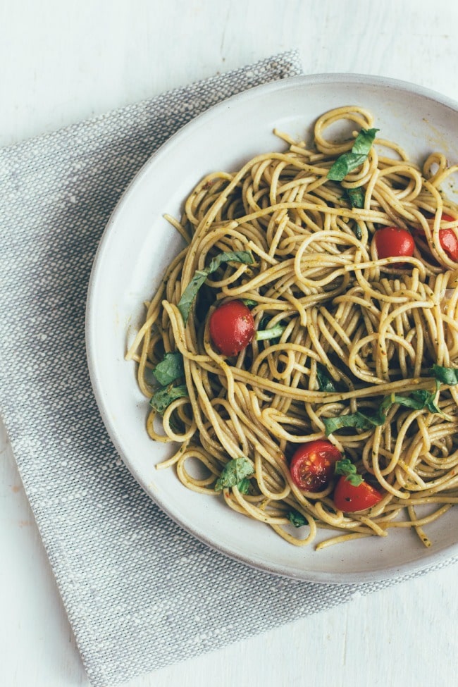 whole wheat pasta with balsamic-spinach-basil dressing | the vanilla bean blog