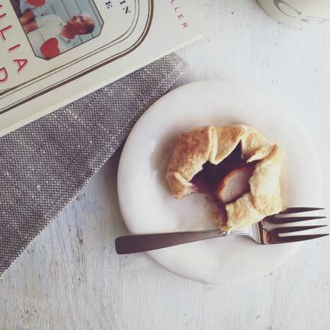 pear + blackberry tartlets | the vanilla bean blog