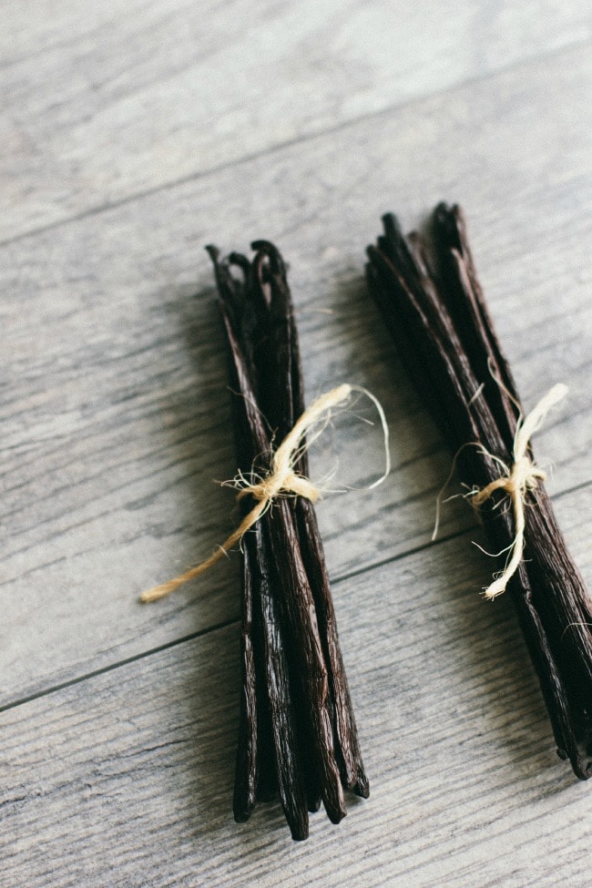 homemade vanilla extract | the vanilla bean blog