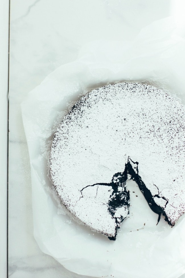 Izy's Swedish Chocolate Cake | The Vanilla Bean Blog | Sarah Kieffer