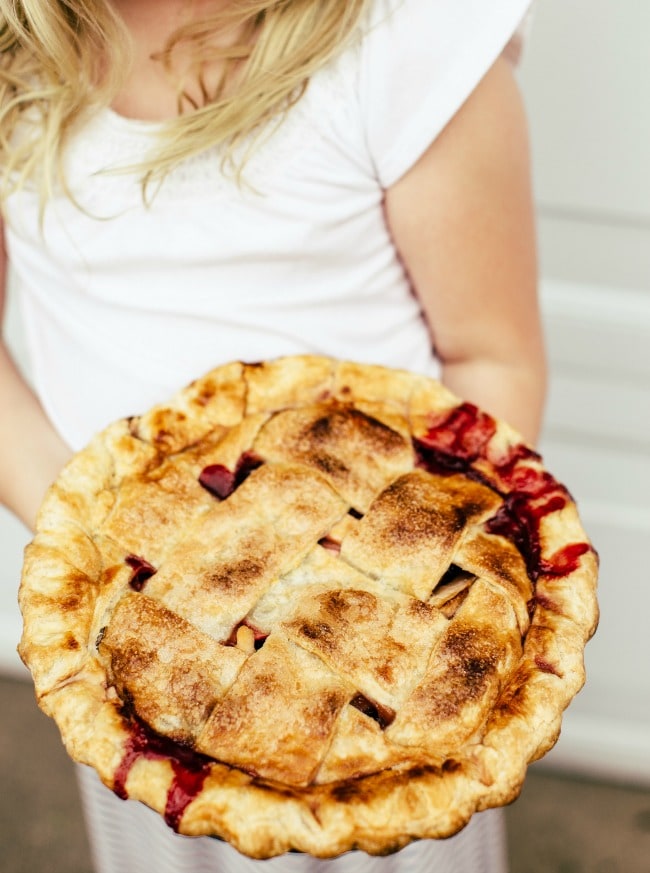 peach-apple-cherry pie