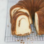 cinnamon streusel swirl cake