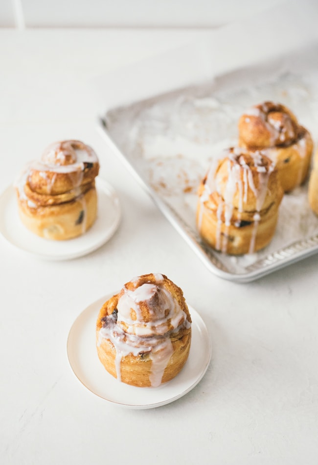 panettone swirl buns