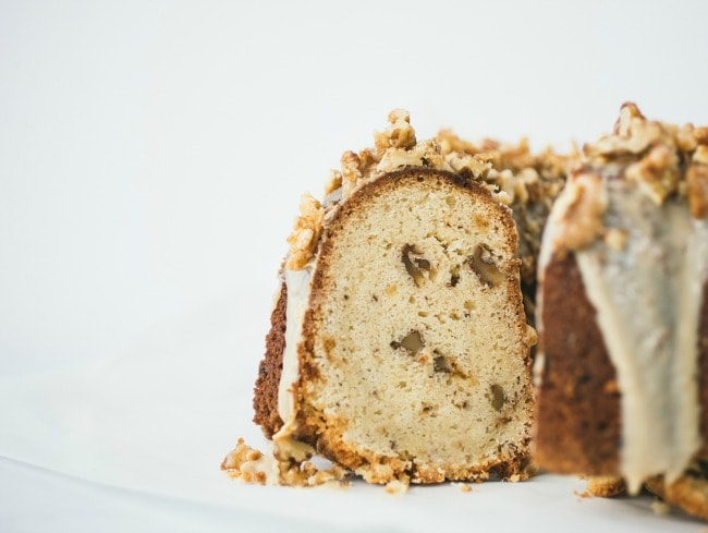 bundt cake with white chocolate and walnuts