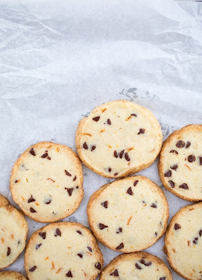 Biscuits sablés noisette, orange et chocolat blanc - michelerousseaudtp