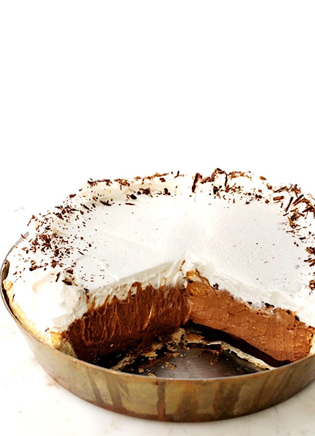 Black-bottom Chocolate Mousse Pie