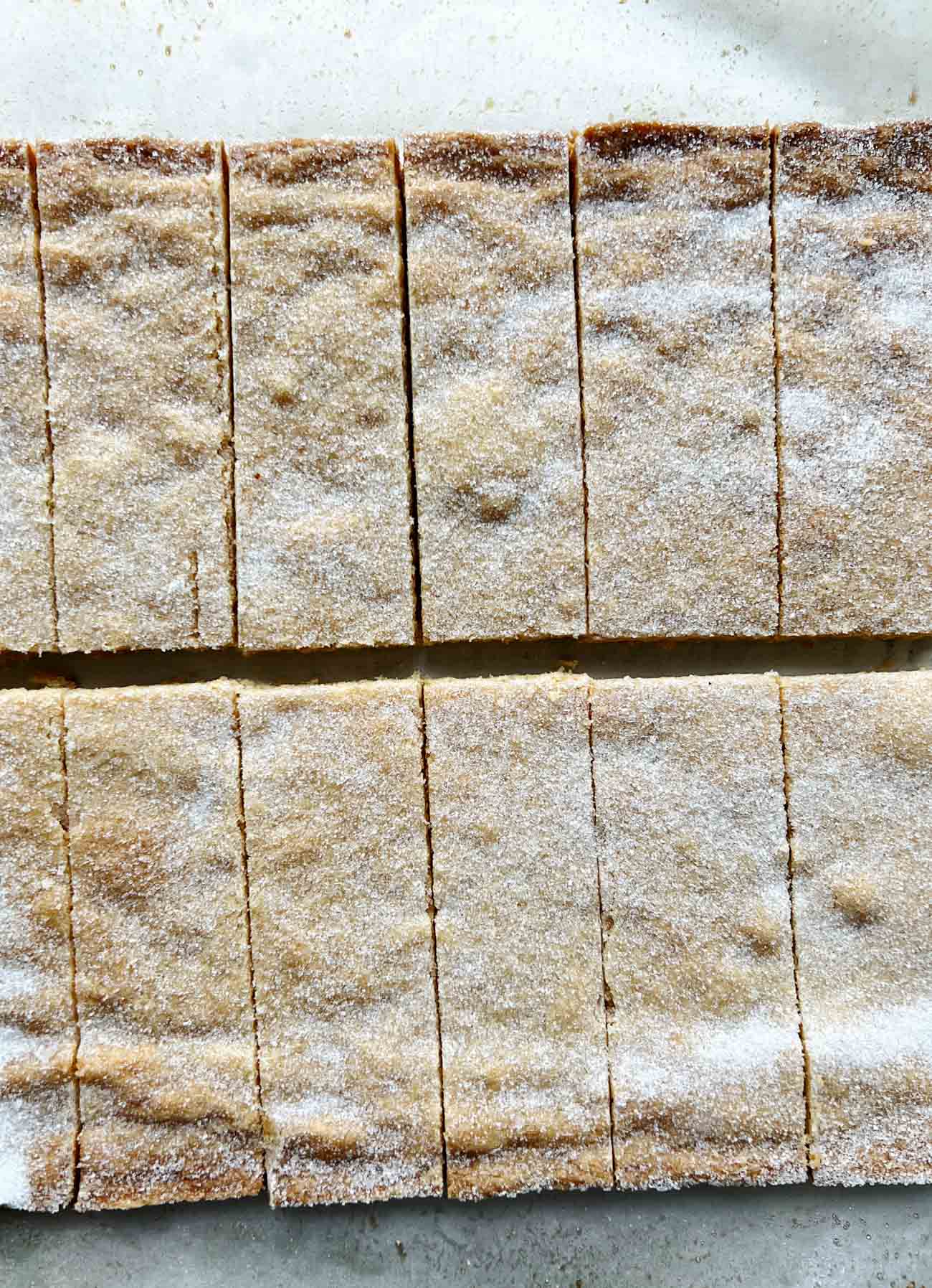 shortbread biscuits with sugar