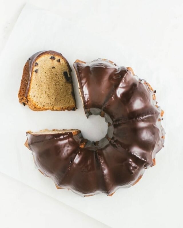 Espresso Bundt Cake with Chocolate Glaze! This cake is buttery and rich, with coffee flavor from both ground and brewed espresso, and, of course, one can never go wrong with chocolate glazed anything. A few of of my favorite flavors. ❤️⁣
⁣
Link to the recipe in my profile!⁣
⁣
_______⁣
#bundtcake #bakingrecipe #bakingacake