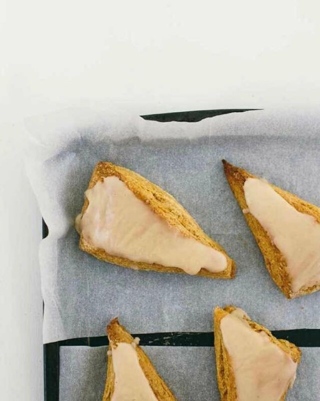 Pumpkin Scones with Maple Glaze! 🧡 These are lovely for a holiday weekend or brunch, with warm spices and pumpkin purée mixed into the dough. They bake up soft and tender, and go great with a morning cup of coffee.⁣
⁣
Link to the RECIPE in my profile.⁣

________
#sconerecipe #bakingblog #pumpkinscones #weekendbaking