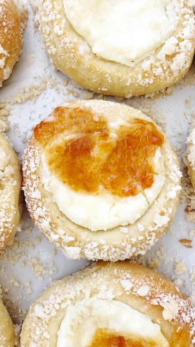 Kolaches! The recipe can be found in #100MorningTreats. 💛 I spent a lot of time making all kinds of kolache dough variations and came up with a sour cream version that has a lot of egg yolks, which quickly became a family favorite. Originally brought to Texas by Czech immigrants, they are made with a brioche-like dough and filled with a creamy sweet cheese and hint of lemon.