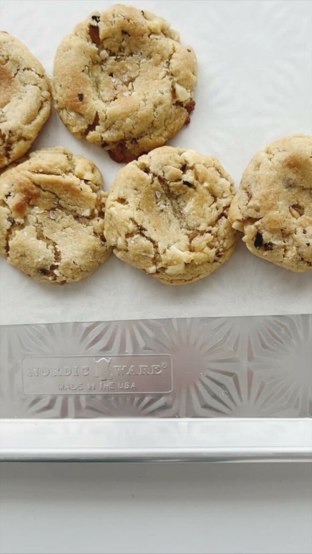 Perfect Chocolate Chip Cookies 2.0 - Sarah Kieffer