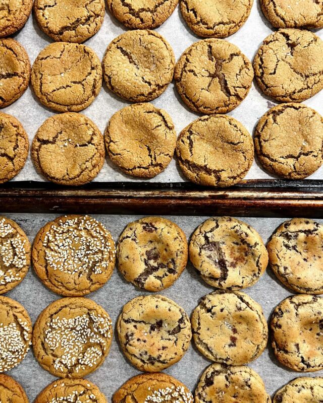 Merry merry! I just assembled my cookie tray for Christmas Eve. My husband had to have surgery this past Wednesday (he is doing okay!) so this year I had to plan ahead and make cookie dough and bars that I knew would freeze well. We have: Double Ginger, Oatmeal Raisin, Toasted Sesame, Chocolate Chip, Sugar, Brown Sugar, Shortbread with sprinkles, Coffee Blondies, Seven Layer Bars, Peppermint Bark, and Rolo Turtles. (I know Chocolate Chip is a controversial holiday cookie but everyone requested them, so.) 
Raising a glass (or cookie) to all of you, and wishing peace and joy to you and yours. Much love. ❤️